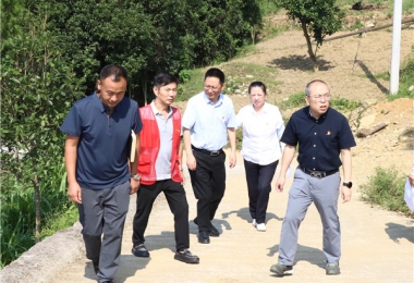 貴州陽(yáng)光產(chǎn)權交易所開(kāi)展鄉村振興調研