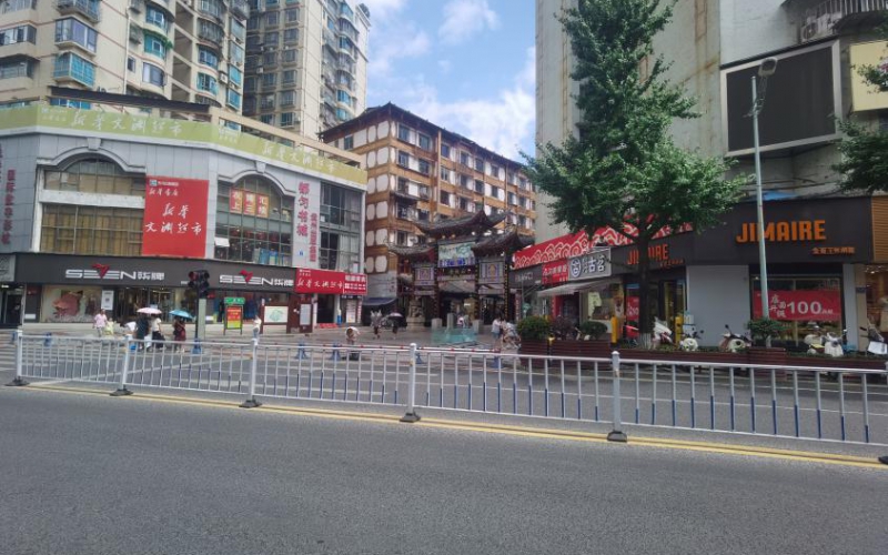 貴州省機關(guān)事務(wù)管理局國有資產(chǎn)管理服務(wù)中心黔南州都勻市廣惠路步行街筑勻大廈A棟22層房屋招租