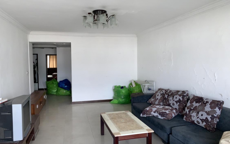 貴陽(yáng)市貴烏北路15號常立商城三套房產(chǎn)(國務(wù)院國資委監測編號：GR2020GZ1000227、GR2020GZ1000229、GR2020GZ1000230)